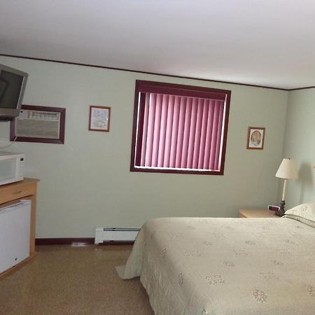 Happy Motel Edmundston Esterno foto