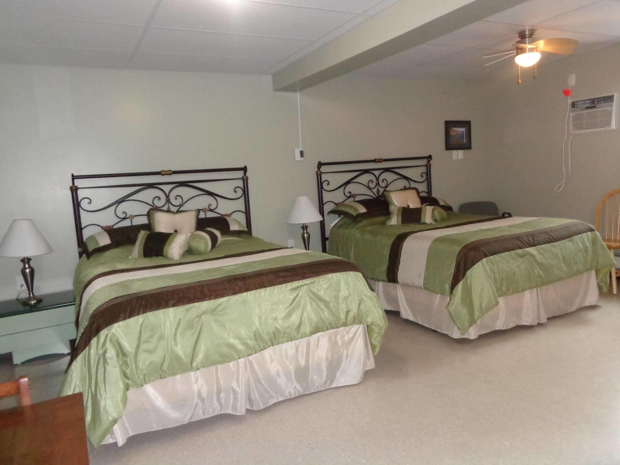 Happy Motel Edmundston Esterno foto
