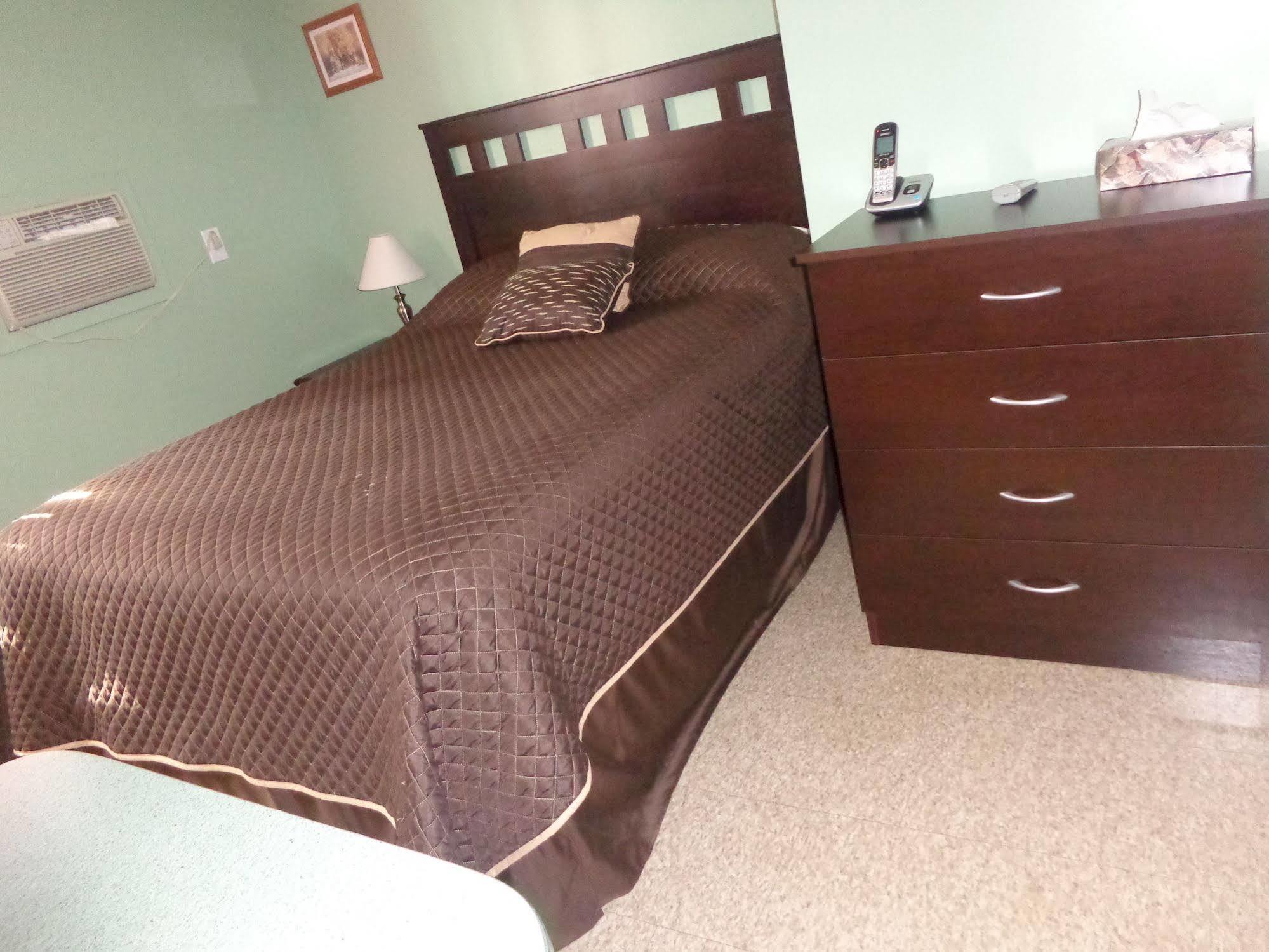 Happy Motel Edmundston Esterno foto