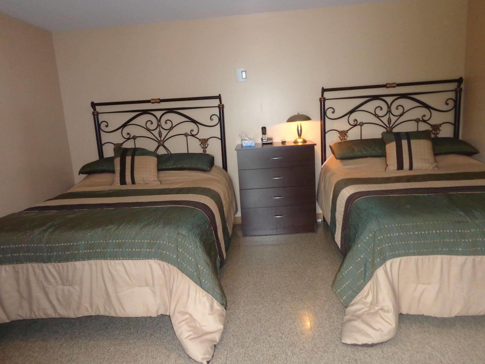 Happy Motel Edmundston Esterno foto