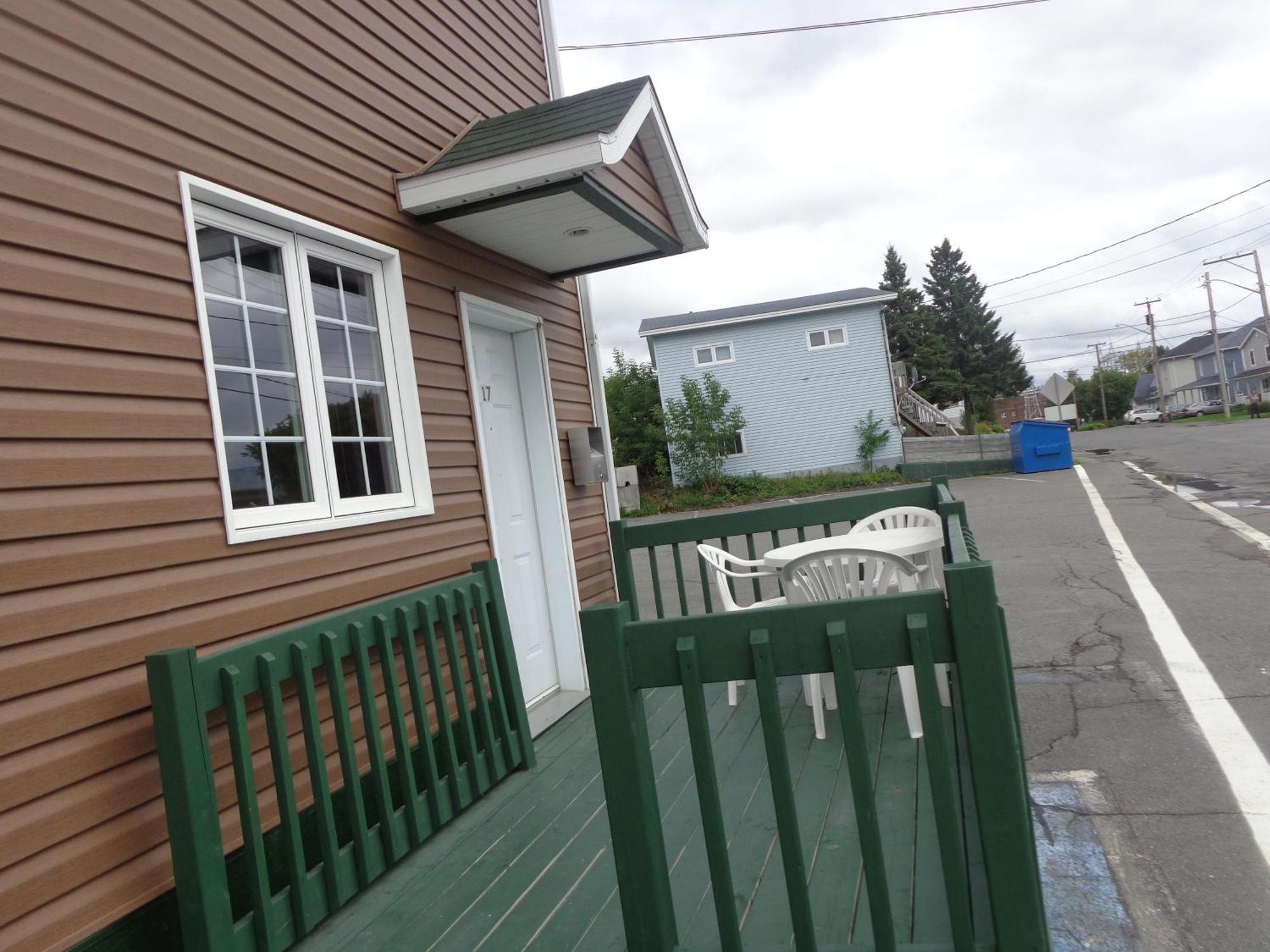 Happy Motel Edmundston Esterno foto